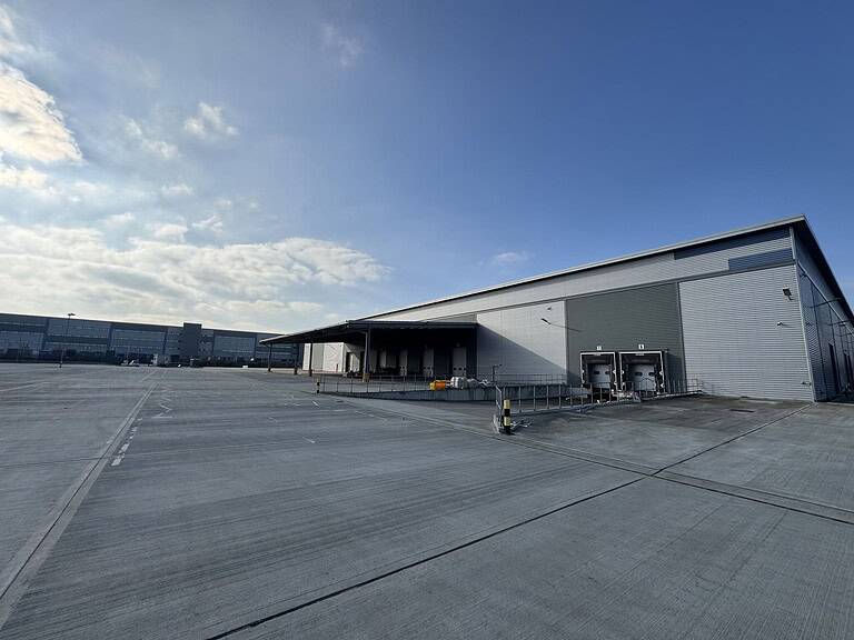 Crestel - Cat A+ Refurbishment Tilbury 4