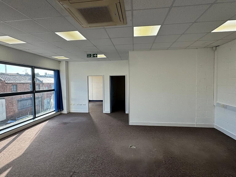 e254fb9f-6f5e-45c6-8388-a33a2f94da05