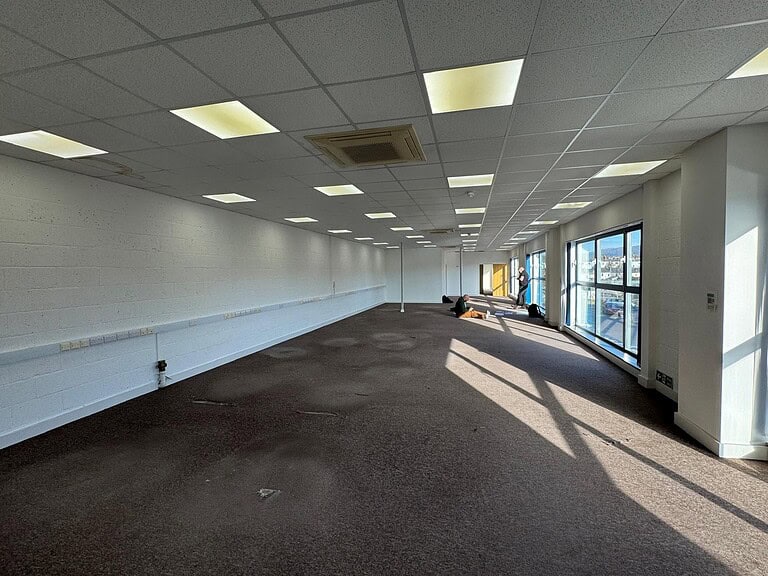 f5286022-4703-44d5-97ff-fc03ca01fce1