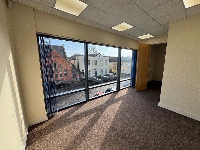 f731b029-b496-40c4-ae92-313fac1437a6